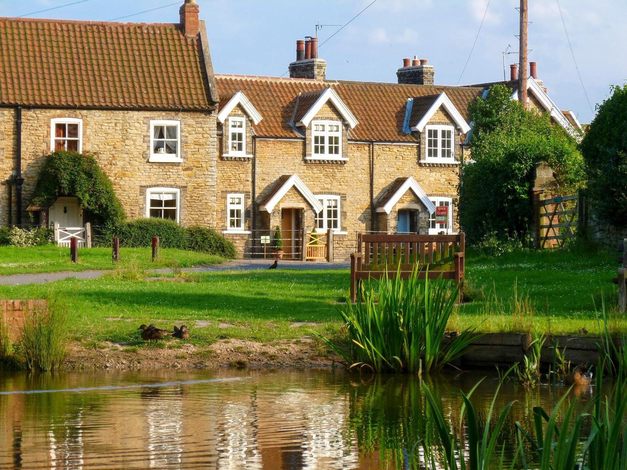 Pond View Cottage Brantingham Exterior photo